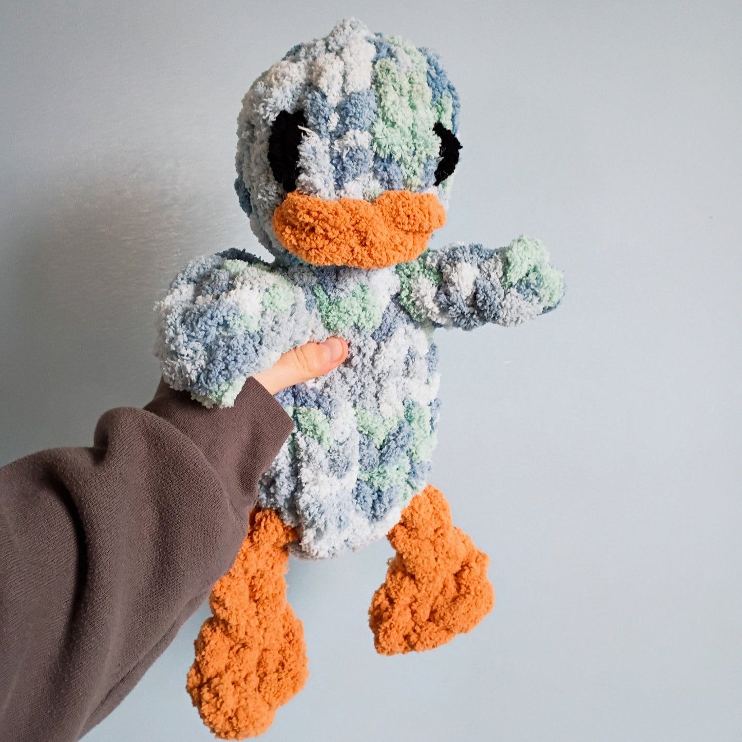 Mini Duck Hand Knitting Lesson